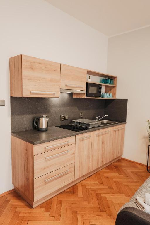 Citybeat Apartments, 400M From The Square Plzeň Exterior foto