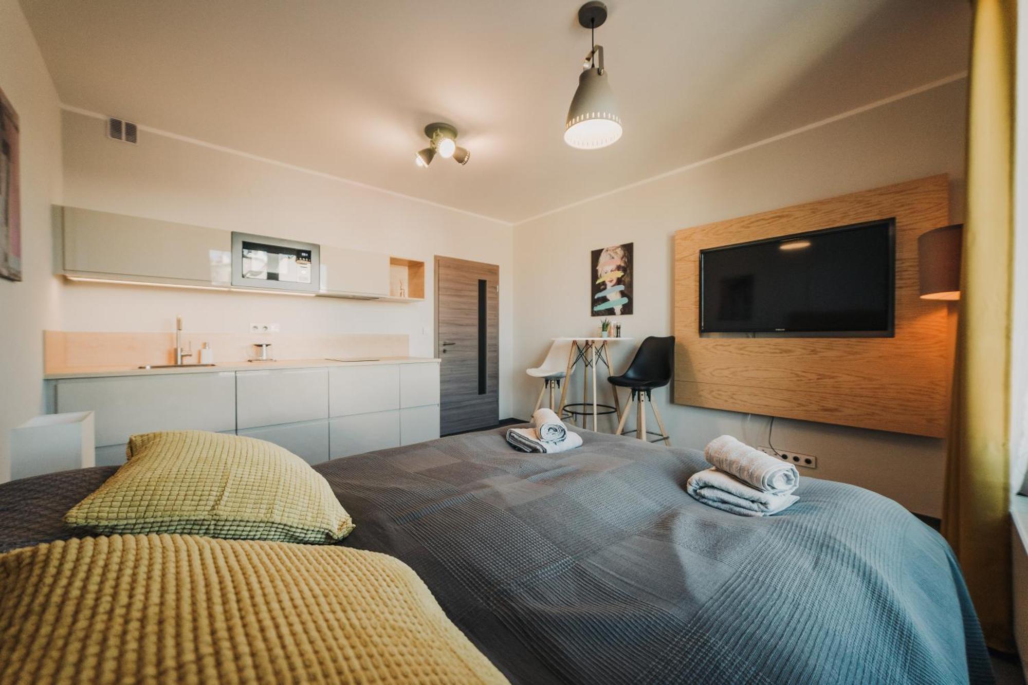 Citybeat Apartments, 400M From The Square Plzeň Exterior foto